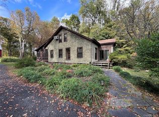 123 Plains Rd, New Paltz, NY 12561