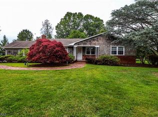 5 Lazy Brook Rd, Flemington, NJ 08822