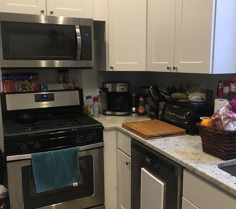 2nd image of 1841 S Loomis St APT 1W