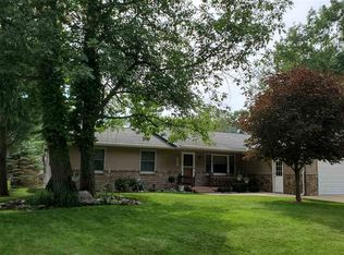 2301 E Houghton Lake Dr, Houghton Lake, MI 48629