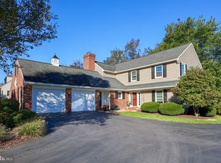 511 Greenhowe Dr, Lititz, PA 17543