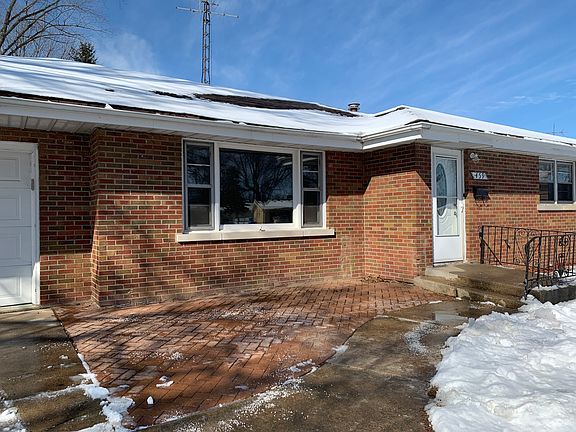 2nd image of 459 Marian Ave