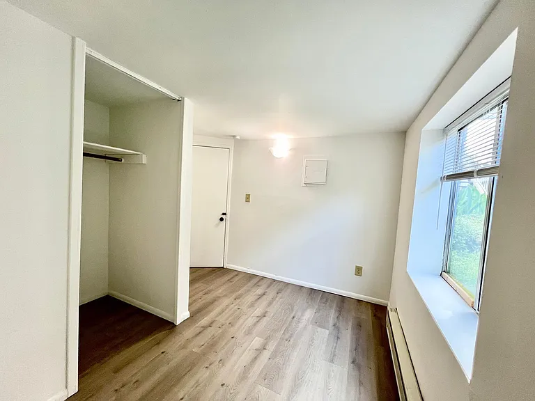 2421 NW 59th St #3 — Photo 9