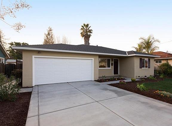 2nd image of 679 College Dr