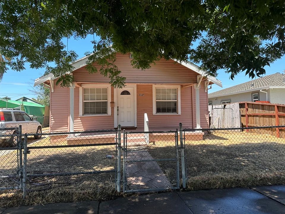 1st image of 2147 E Hazelton Ave