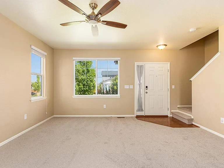 6281 Genoa St — Photo 4