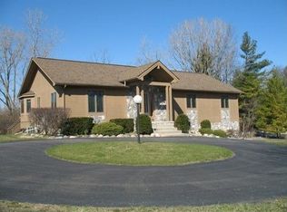 7984 Thornwood St, Canton, MI 48187