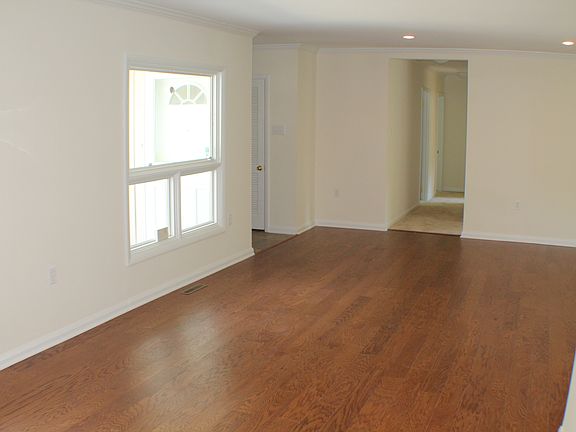 Dining Rm to Living Rm