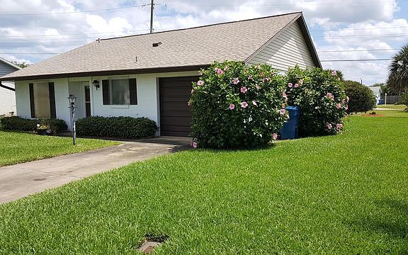 2nd image of 35 Ocean Breeze Cir