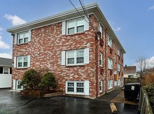 89 Linton St APT 2, Pawtucket, RI 02861