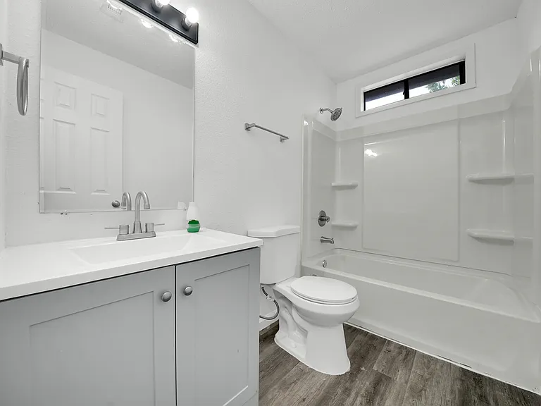 161 Country Ln #1135-B — Photo 2