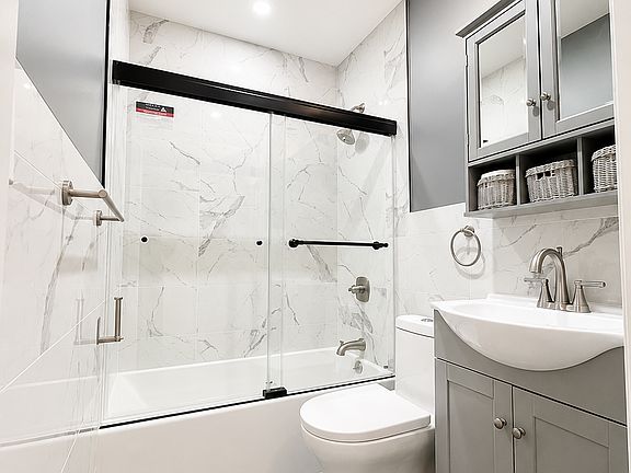 5th image of 1726 2nd Ave APT 3S