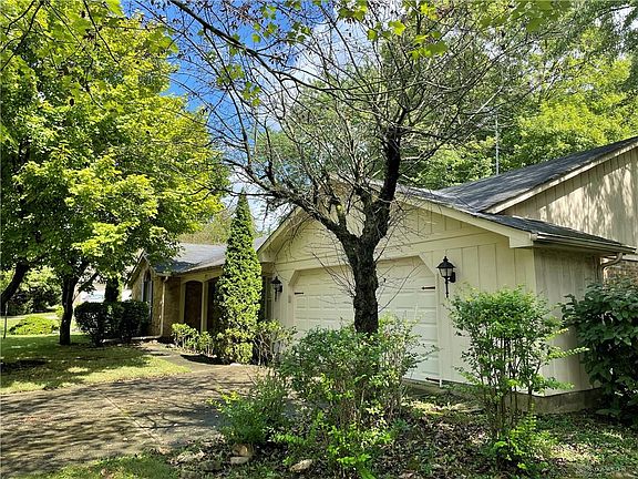 3rd image of 9048 S Normandy Ln