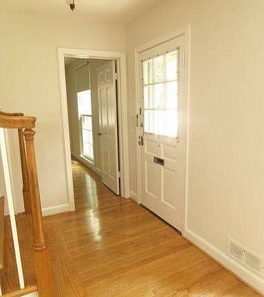 Foyer entry