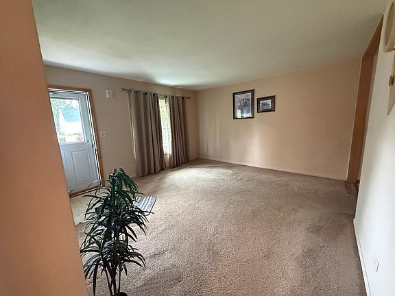 4th image of 2310 Jethro Ave