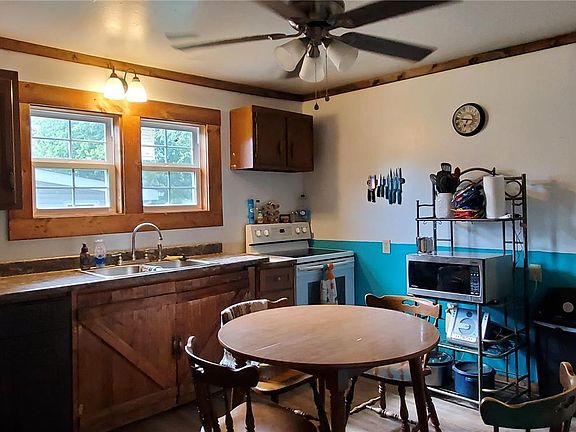 4th image of 1004 E Hawkins St