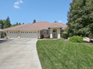 2412 E Laura Ct, Visalia, CA 93292