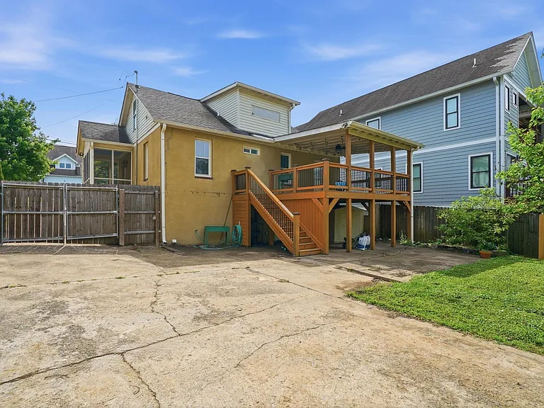 527 Stevenson St — Photo 48