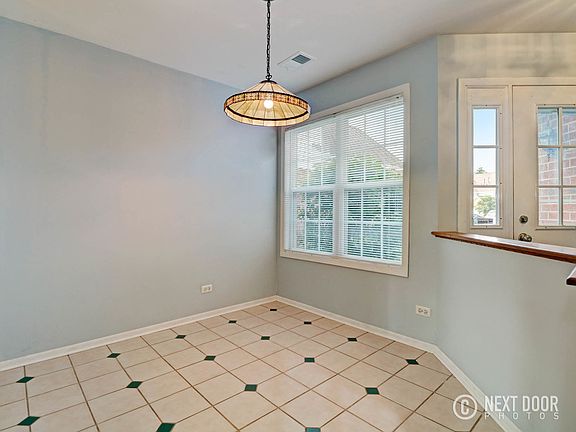 5th image of 182 Birmingham Ct