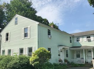 28 Adams St APT B, Medfield, MA 02052