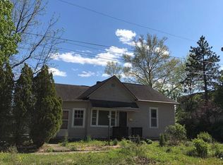 302 W Kirkwood Ave, Fairfield, IA 52556