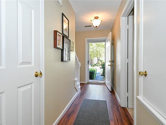3rd image of 2536 Cottage Pl