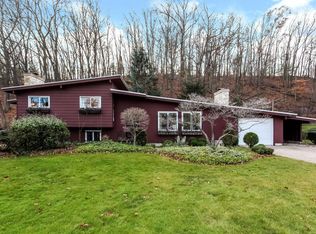 3685 Farmwood Dr, Norton Shores, MI