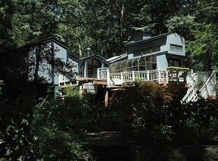 6071 Occoquan Forest Dr, Manassas, VA 20112