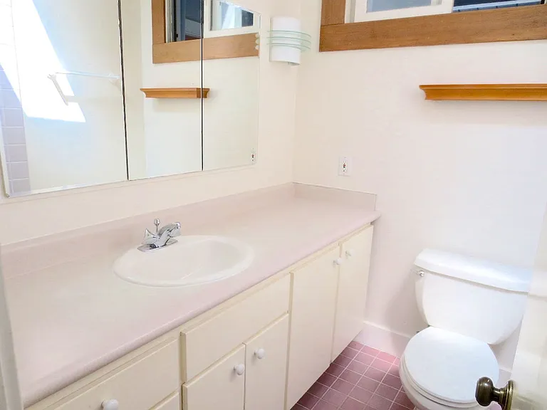 5263 Locksley Ave — Photo 15