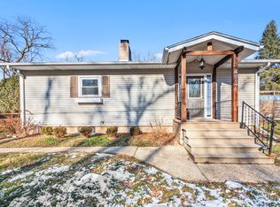 4017 Seneca Rd, Wonder Lake, IL 60097