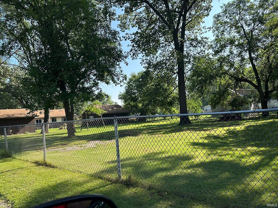 2nd image of 11179 E Circle Ave