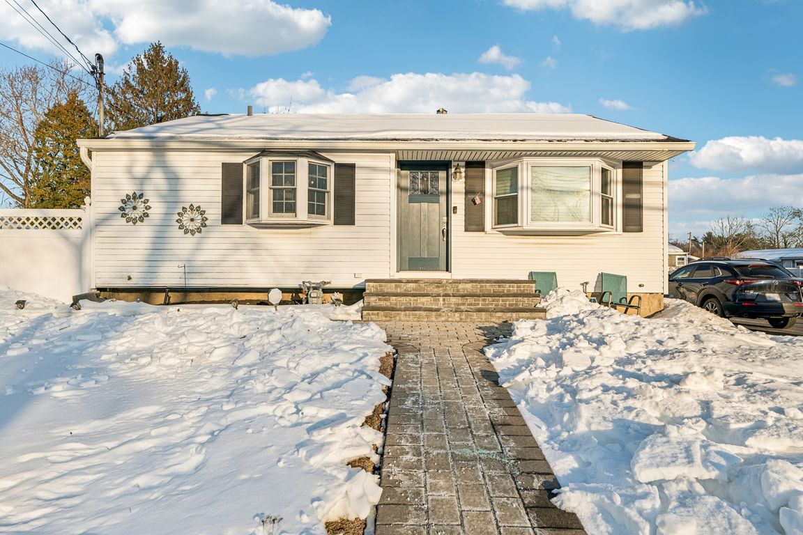 College Rd-S0402-001.jpg