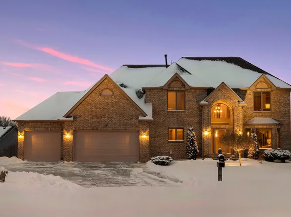 4255 Quinwood Ln N, Plymouth, MN 55442