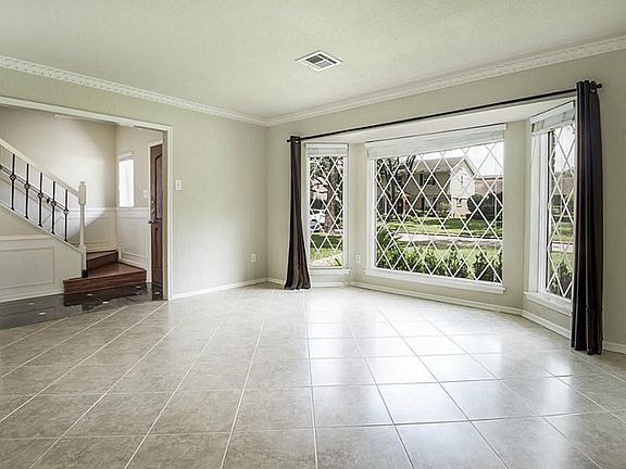 2nd image of 14503 Chadbourne Dr