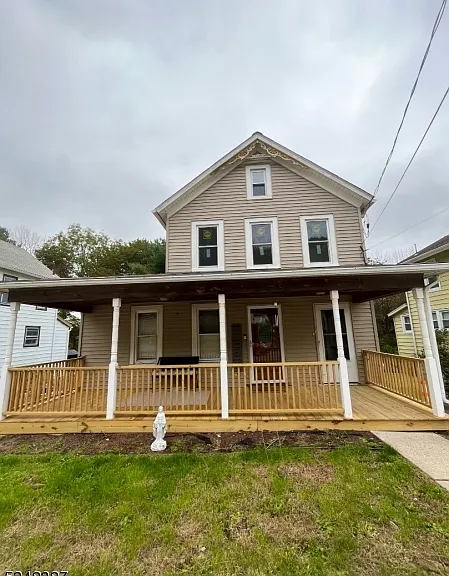 36 Linden Ave #B — Photo 1