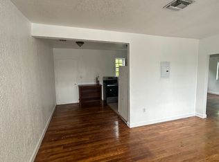 2371 SW 27th St APT 4, Miami, FL 33133