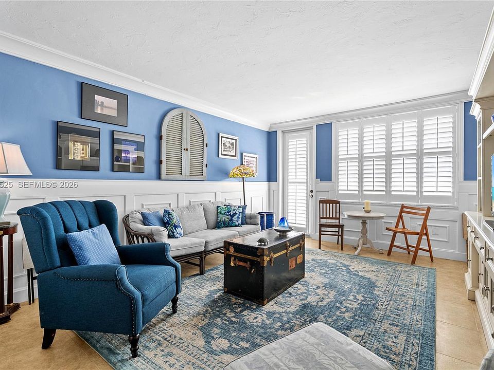1st image of 1480 Euclid Ave APT 201