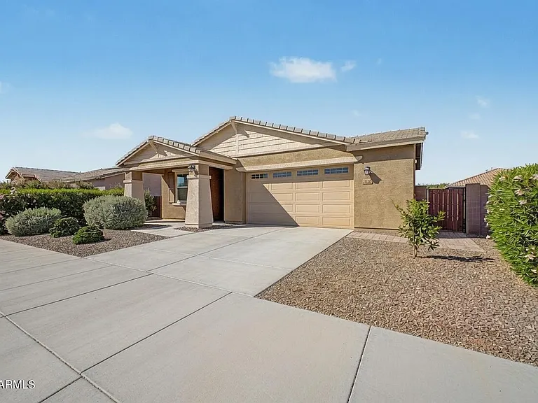 21286 E Estrella Rd — Photo 2