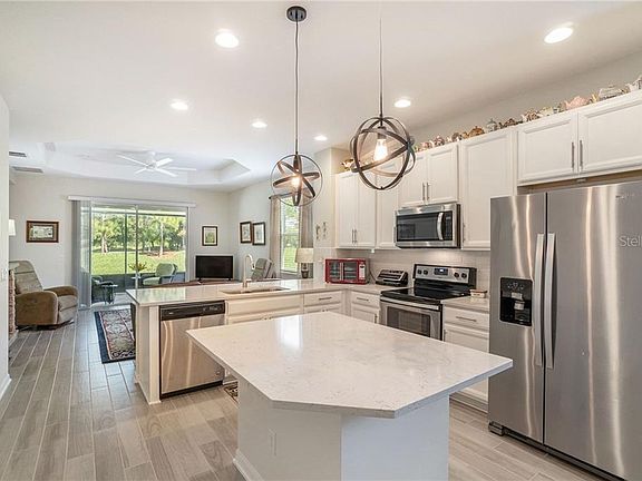 2nd image of 3484 Sagebrush St