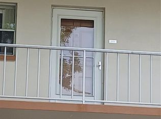 5880 38th Ave N APT 304, Saint Petersburg, FL 33710