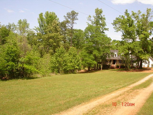 2nd image of 5541 High Shoals Rd