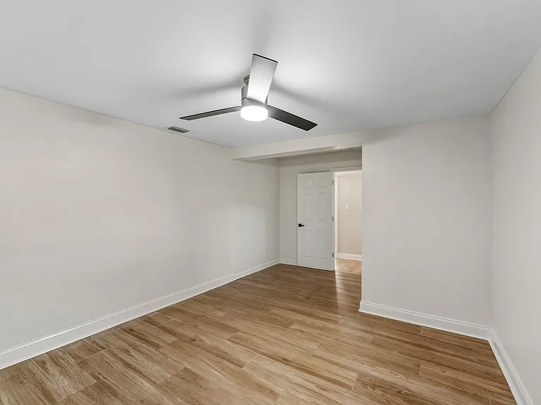 4016 W Nassau St — Photo 20