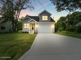 6702 Shirley Ave, Prospect, KY 40059