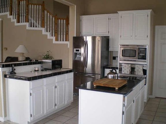 4th image of 2601 Skinner Dr