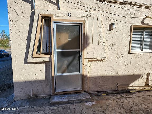2nd image of 1111 N Cotton St #G