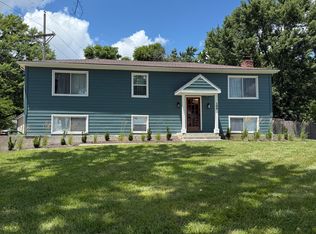 100 Pawnee Ln, Gardner, KS 66030