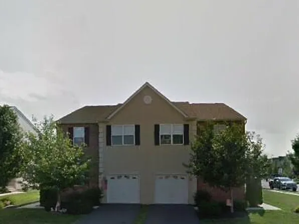 3728 Knight Dr, Macungie, PA 18062