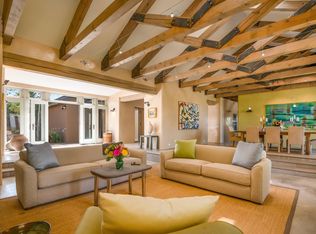 6 Camino Amor, Santa Fe, NM 87506