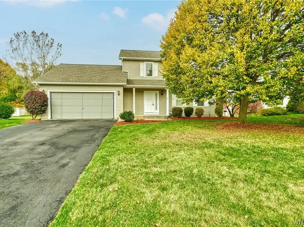 245 Alverstone Way, West Henrietta, NY 14586