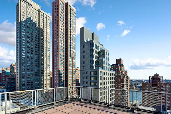 Sold by Platinum Properties | media 8